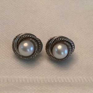 DAVID YURMAN Crossover Pearl and Diamond Earrings